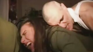 Loira Jln Mora chupa pandanarum e lambe bolas