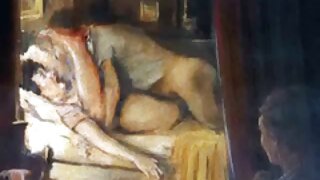 Senhora de seios grandes foi fodida por trás
